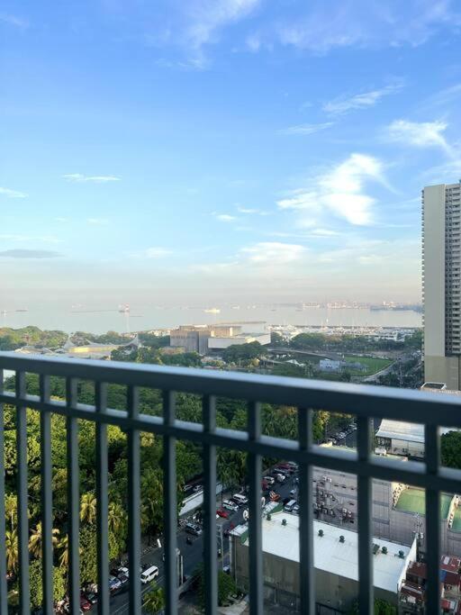 Casa Cintores Condo Near Picc With Free Parking Manila Exterior foto